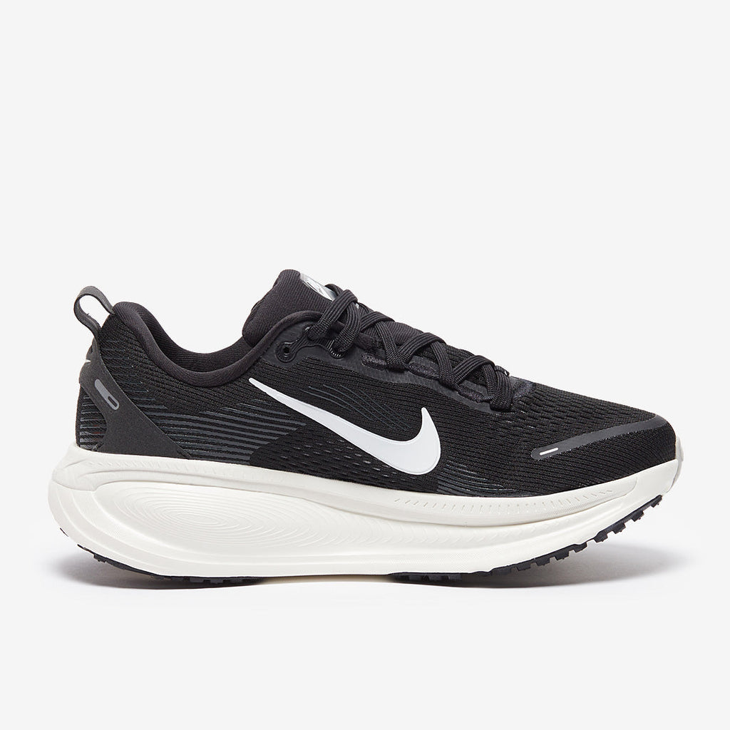 Nike Womens Vomero 18
