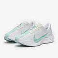 Nike Womens Pegasus Plus
